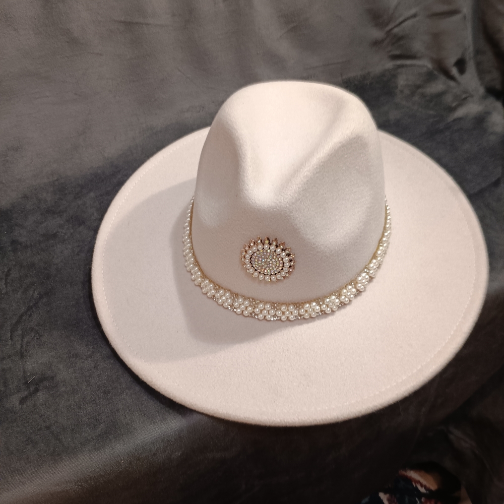 Pearl And Rinestone Fedora Cream  One Of A Kind - Picture 10 of 10